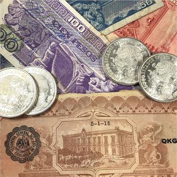 Mexico Coins and Currency Lot: Four (4) 1977Mo Silver 100 Pesos Coinage and Four (4) Mexican Banknotes