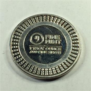 One Troy Ounce .999 Fine Silver Round*9 Fine mint