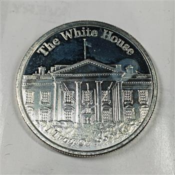 One Troy Ounce .999 Fine Silver Round*The White House*Donald J. Trump