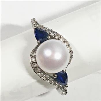 Size 7-1/4 Sterling Silver Ring*Total Weight is 3.22 Grams