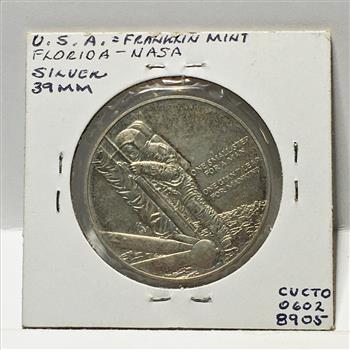 Sterling Silver Commemorative*One Small Step For a Man….*1969 Franklin Mint*39mm
