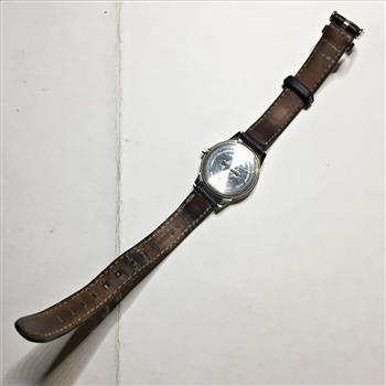 Timex Expedition Women's Wrist Watch w/Leather Band - 50 Meters Water Resistant