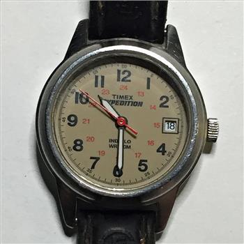 Timex Expedition Women's Wrist Watch w/Leather Band - 50 Meters Water Resistant