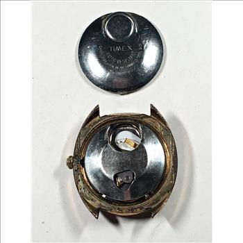 Vintage 1978 Timex Men's Watch*Battery Not Included*Unknown Condition