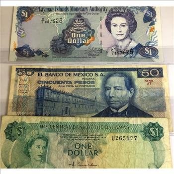 World Paper Money Bank Note Lot High Grade Crisp Uncirculated Protective Sleeves Included