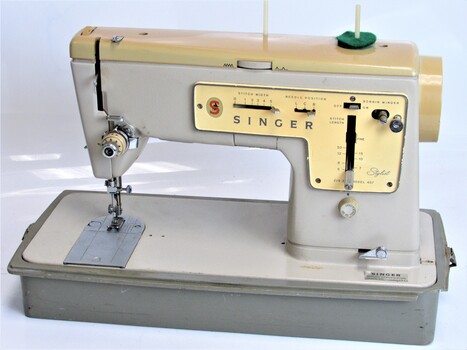 Vintage Singer Sewing Machine with Hard Carrying Case Model 457 "as is