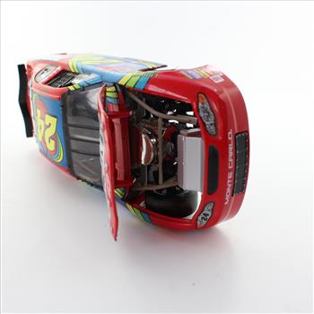 Jeff Gordon #24 DuPont NASCAR 2001 Diecast Monte Carlo 1:24 Scale Stock Car Replica