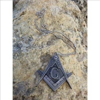 Masonic Square and Compasses Pendant
