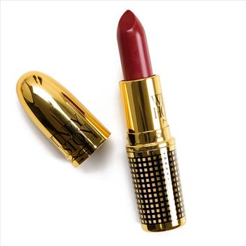 MAC Whitney Houston Amplified Creme Lipstick - Nippy`s Feisty Red