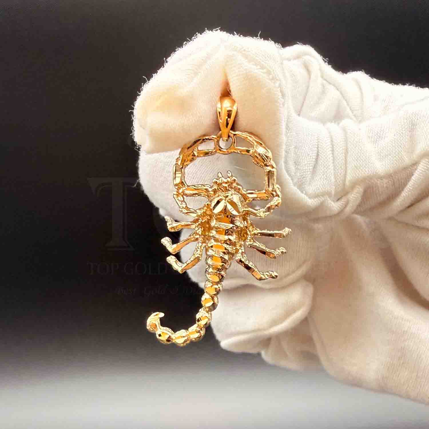14K Yellow Gold Scorpion Pendant