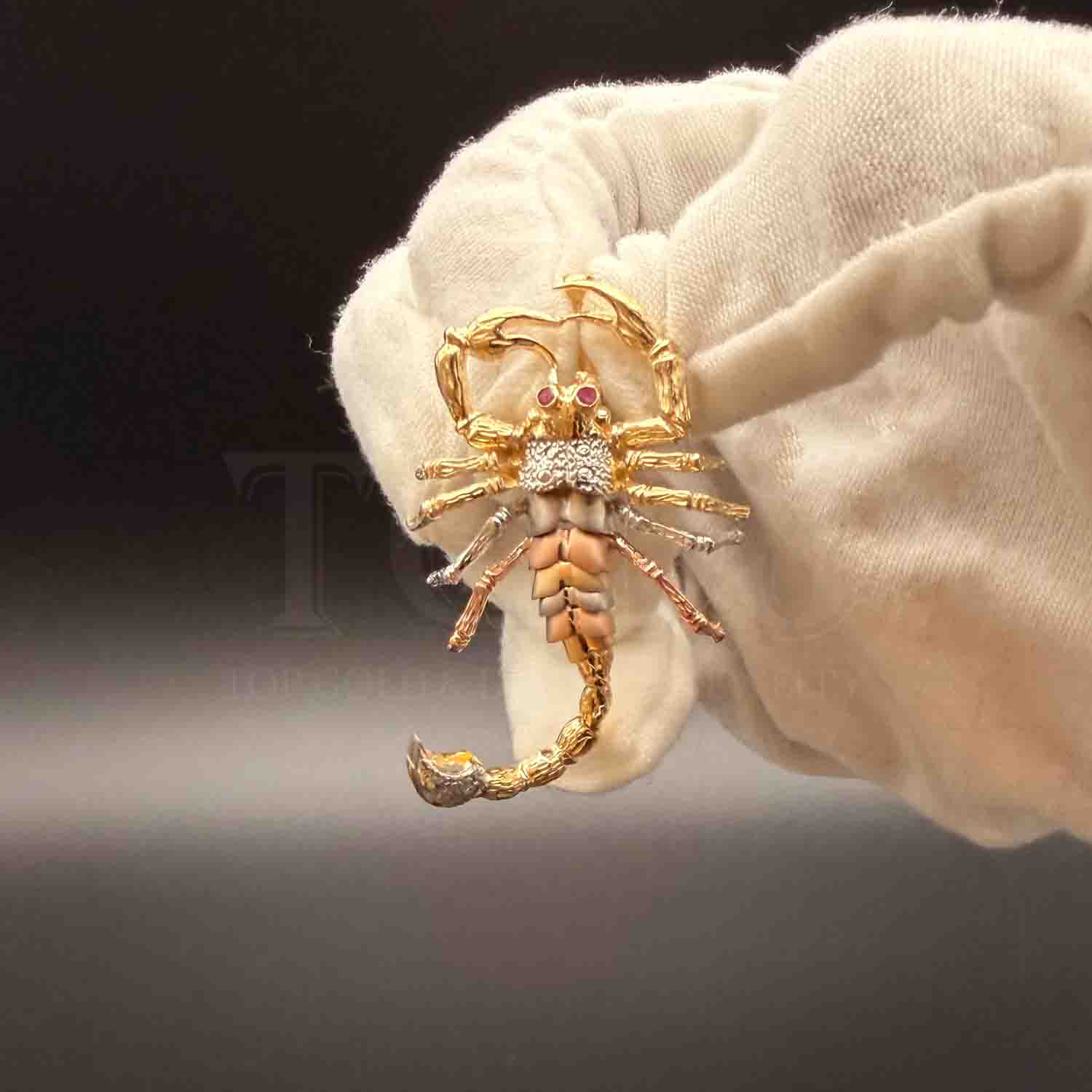 14K Tri Color Gold Scorpion Pendant