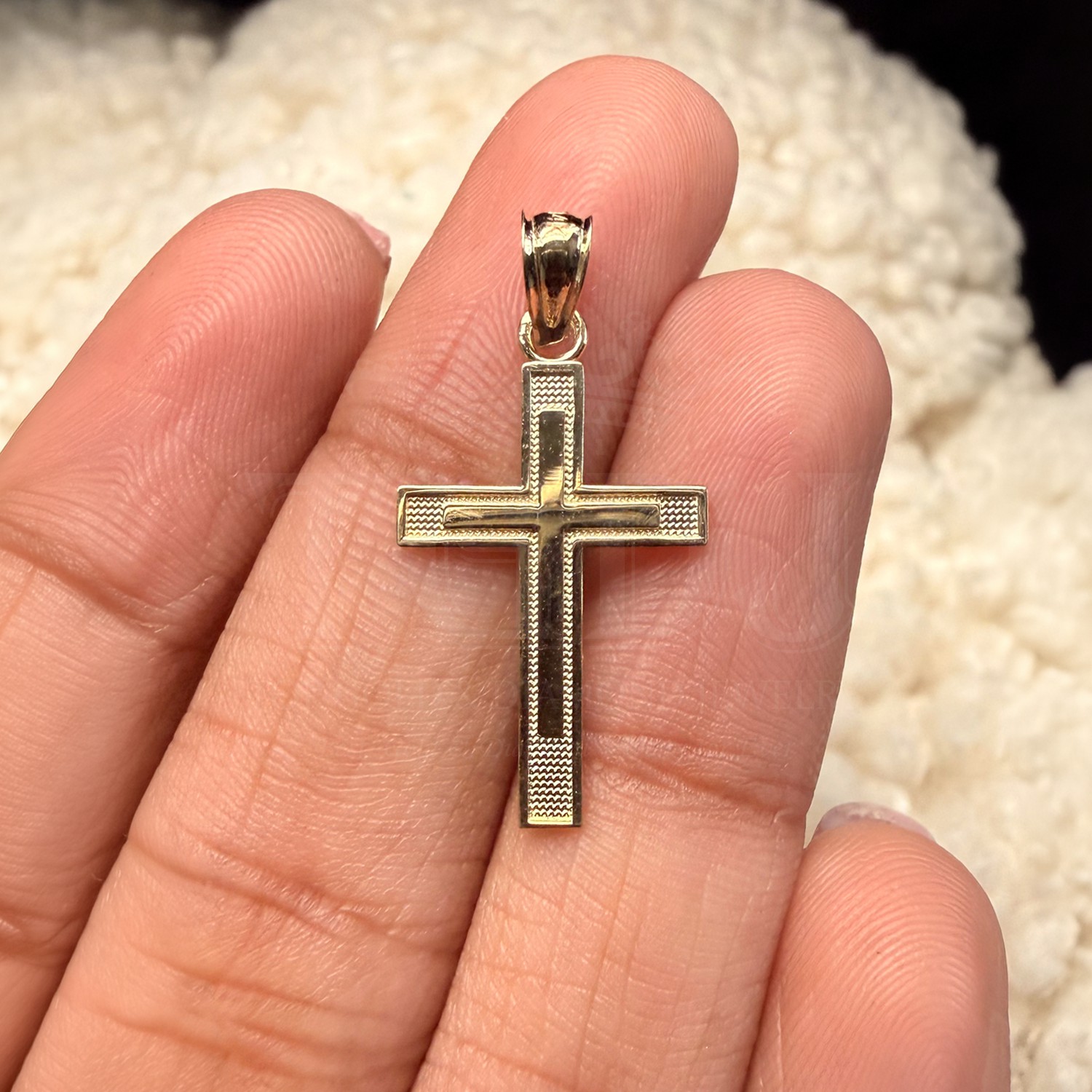 14K Yellow Gold Latin Cross Pendant