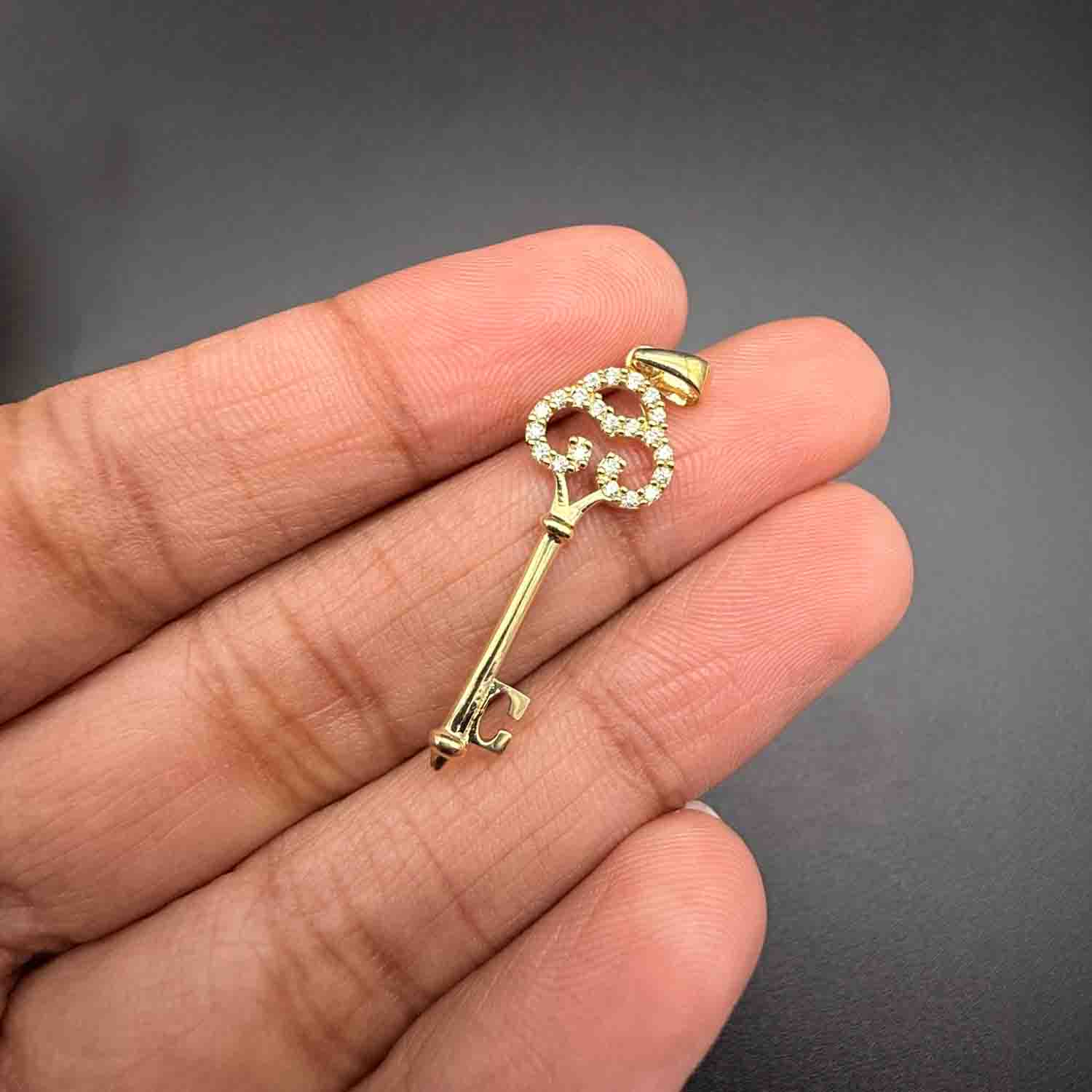 14K Yellow Gold  Cubic zirconia Key Pendant