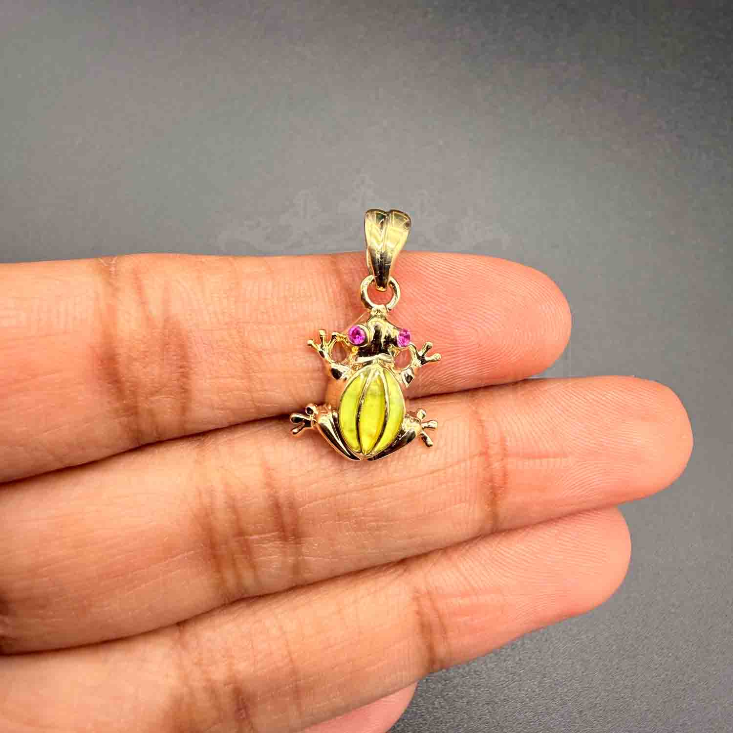 14K Yellow Gold Glow in Dark Flog Pendant