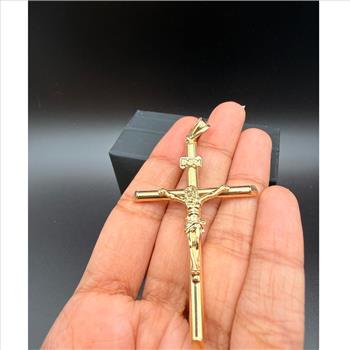 14K Yellow Gold Crucufix  Pendant