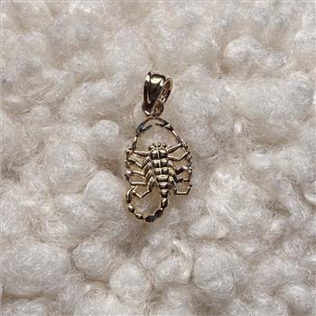 14K Yellow Gold Scorpion Pendant With Yellow Gold 0.8mm Box Chain - 16 Inch