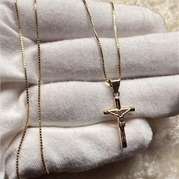 14K Two Tone Gold Crucufix Pendant With Yellow Gold 0.8mm Box Chain - 18 Inch