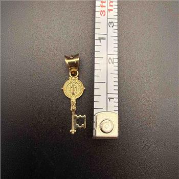 14K Yellow Gold San Benito Key Pendant