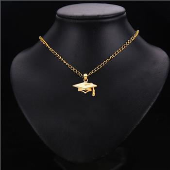 14K Yellow Gold Graduation Hat Pendant- 10 mm X 19 mm