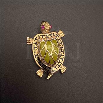 14K Yellow Gold Gllow in Dark Turtle Pendant