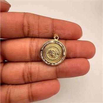 14K  Yellow Gold Cubic zirconia Round Medusa Pendant