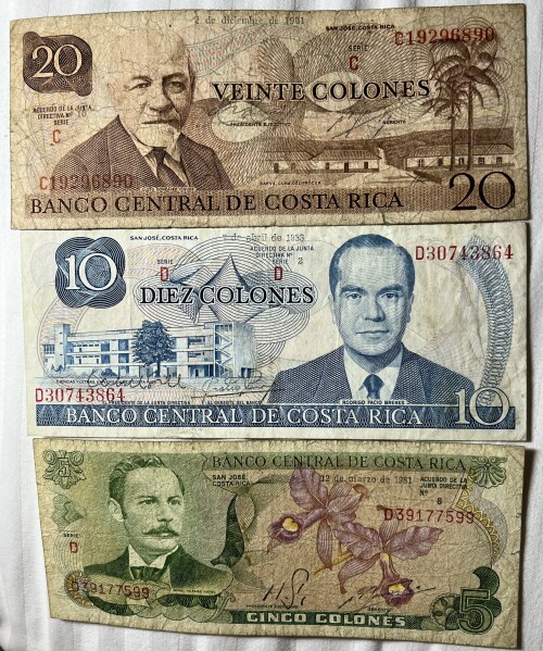 * 1981 Costa Rica 20 & 5 Colones Notes & 1988 10 Colones - 3 Notes ...