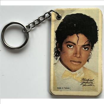 * Michael Jackson KeyChain with 5 Photo Cards (front to back) - 1 3/4