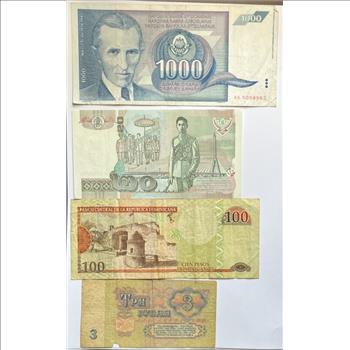 Mystery Bundle of Foreign Currency - 7 Notes
