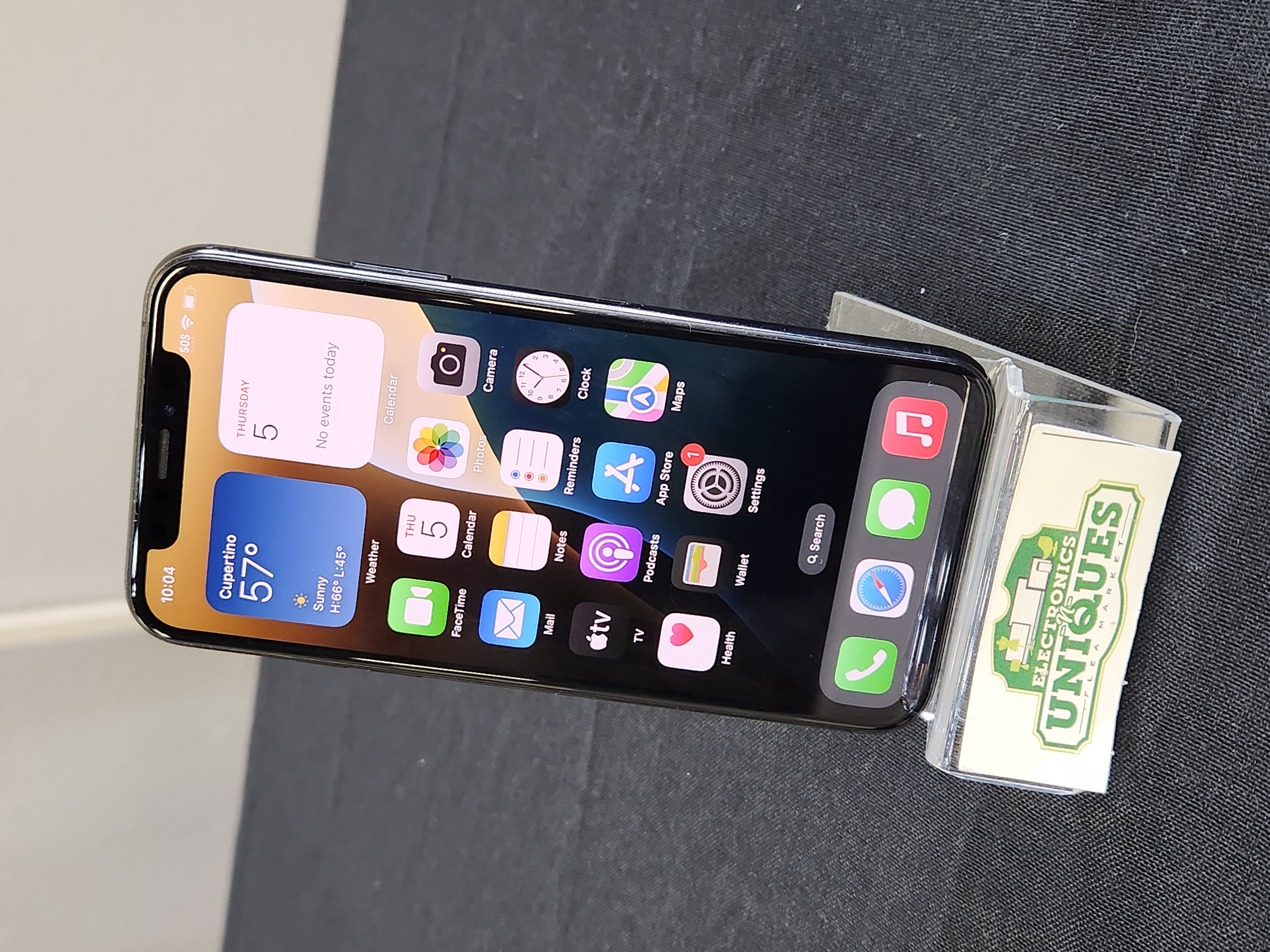 Apple iPhone XS 64GB Smartphone - Unlocked