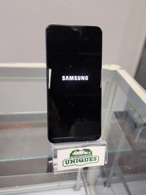 Samsung Galaxy S22 256GB Smartphone - Unlocked