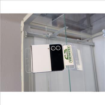 Samsung Galaxy Z Flip4 5G 256GB Smartphone - Unlocked