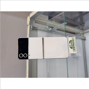 Samsung Galaxy Z Flip4 5G 256GB Smartphone - Unlocked