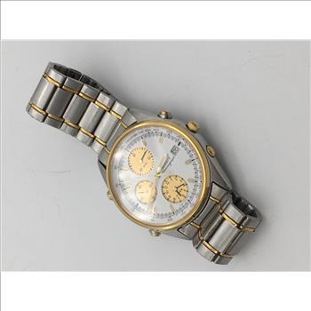 Vintage Seiko Alarm Chronograph Two Tone 7T32-7B30 Quartz Mens Watch 7 1/2 Wrist Scratches on Back 