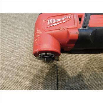 Milwaukee 2626-20 Multi Tool w/ M18 5Ah Battery 