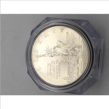 1986 Statue of Liberty Commemorative Coin Proof Like Quality Beautiful Coin 