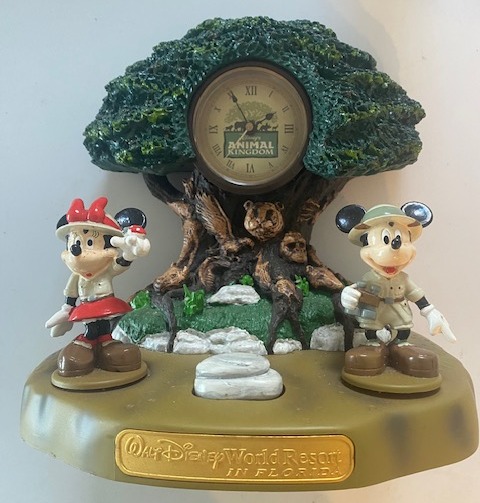 Disney Animal Kingdom Mickey & Minnie Mouse Animated Clock