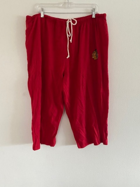 Chicago Blackhawks capris pants Size XLarge 