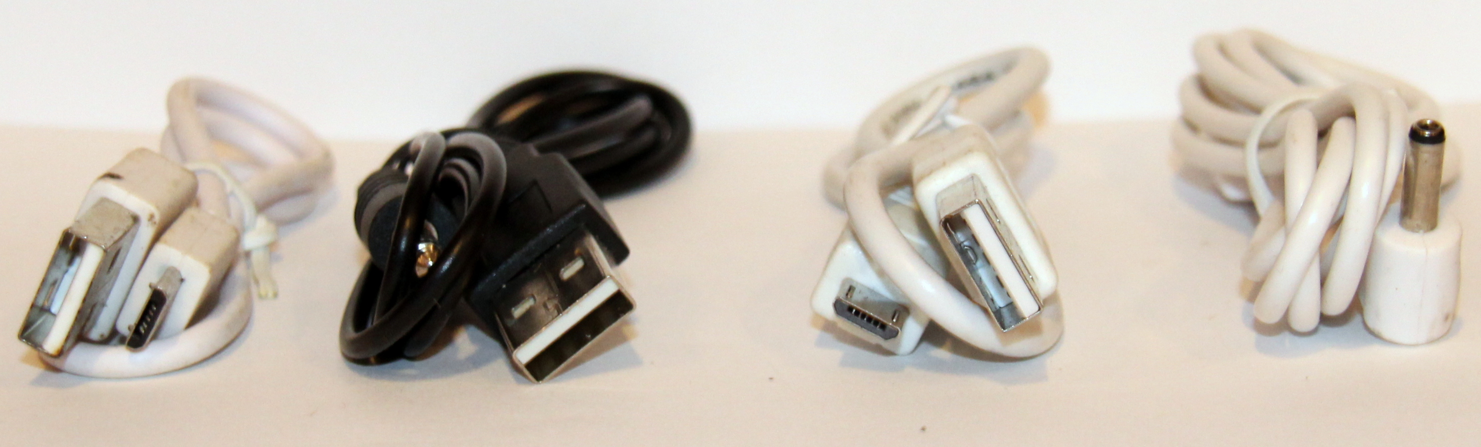 4 Assorted USB Wires Adapters Property Room