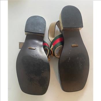 Gucci Thong Sandals w/ Horse Bite Sie 41 / 9.5