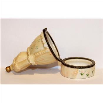 Antique Figurine w/ Opening Circa 1981