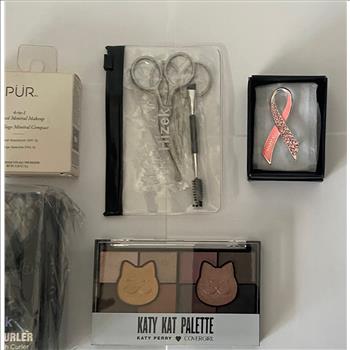 Health and Beauty Aid Women's Bulk Auction