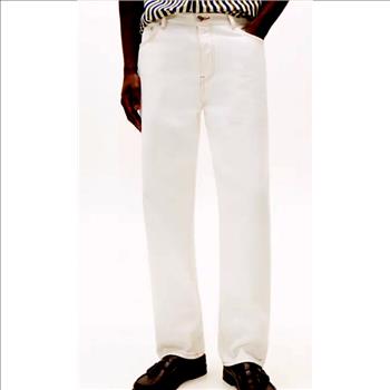 Tommy Hilfiger Men's Relaxed-Fit Jeans Size 40