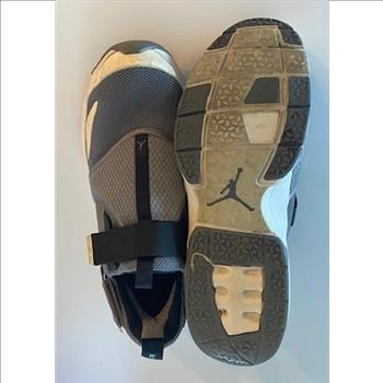 Men's AirJordans Nike Running Shoes Size 12