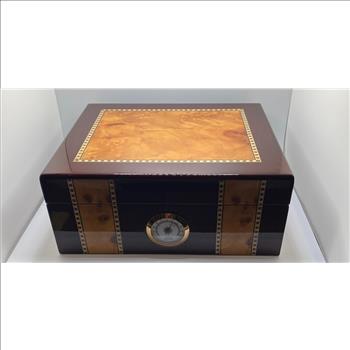 Noah Cigar Humidor Set