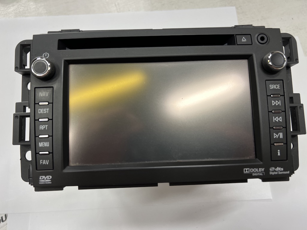 Chevrolet Tahoe Yukon GPS Navigation XM DVD CD Radio Receiver 22870863