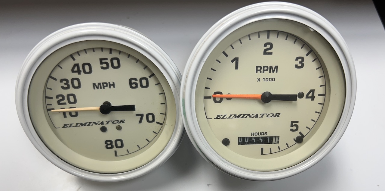 Eliminator Boats speedometer and tachometer working 3 3/8