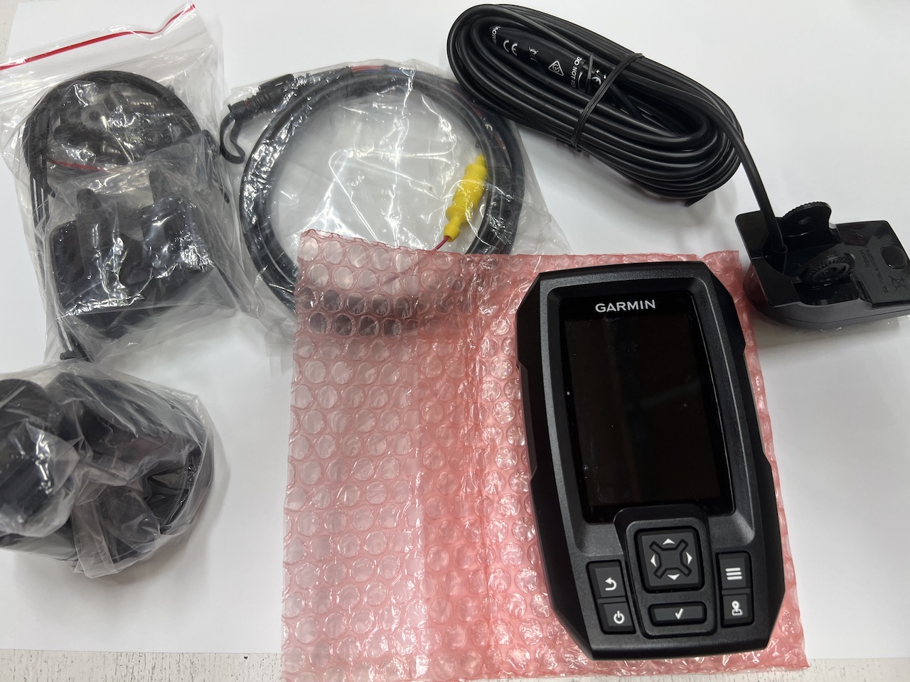 Garmin 010-01550-00 Striker 4 with Transducer, 3.5