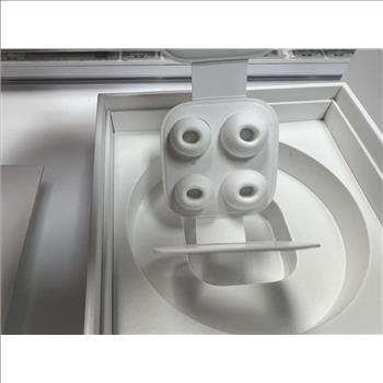 Apple Airpods Pro with Magsafe Charging Case