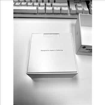 Apple Airpods Pro with Magsafe Charging Case