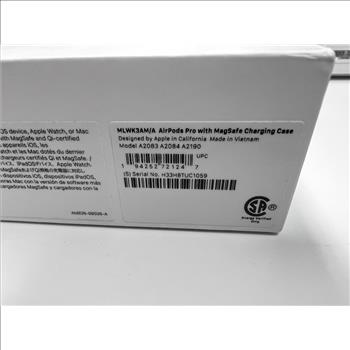 Apple Airpods Pro with Magsafe Charging Case